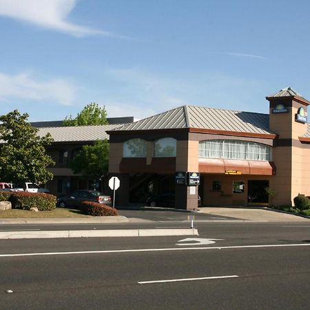 Days Inn By Wyndham Rocklin/Sacramento Esterno foto