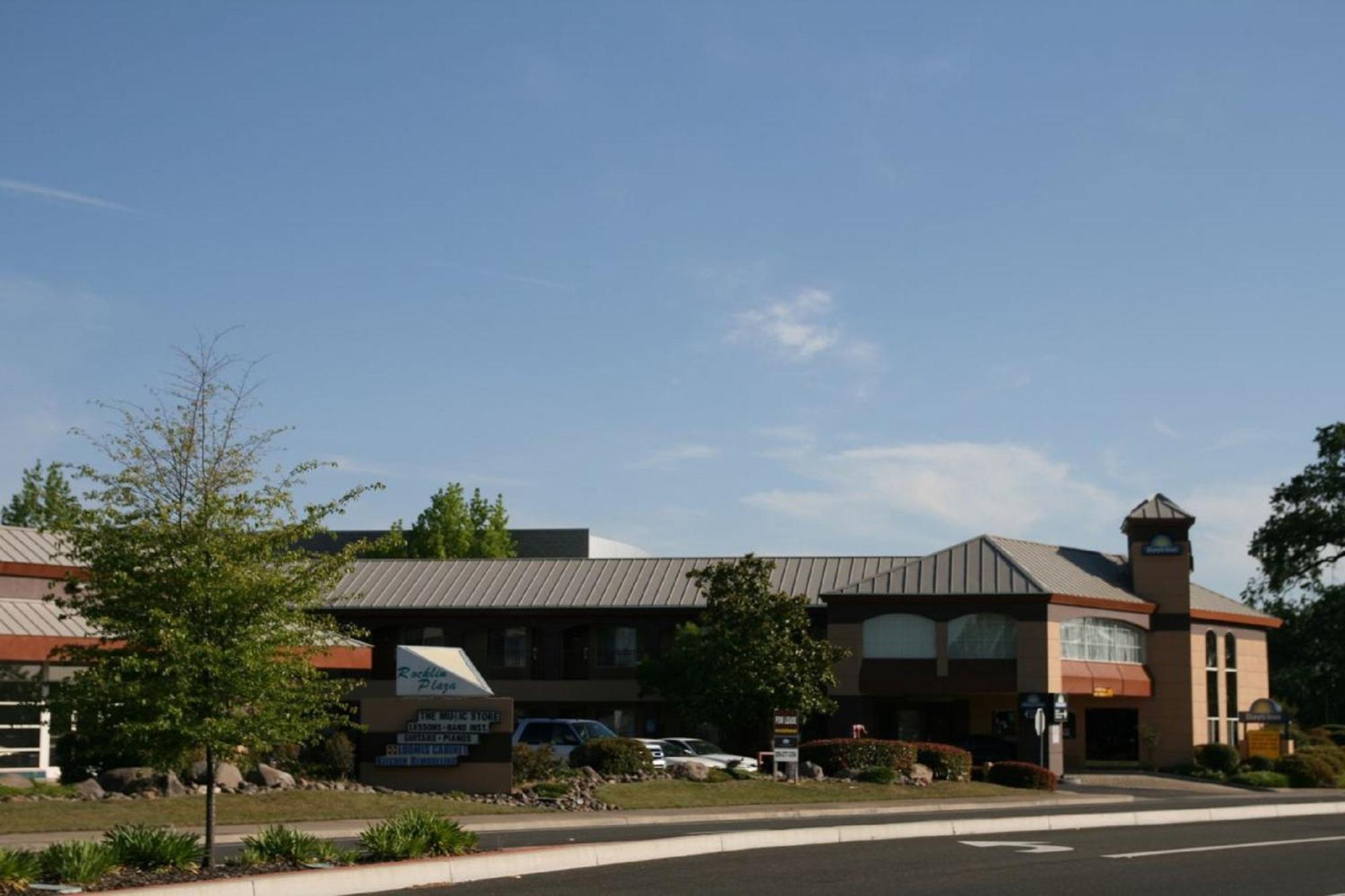 Days Inn By Wyndham Rocklin/Sacramento Esterno foto