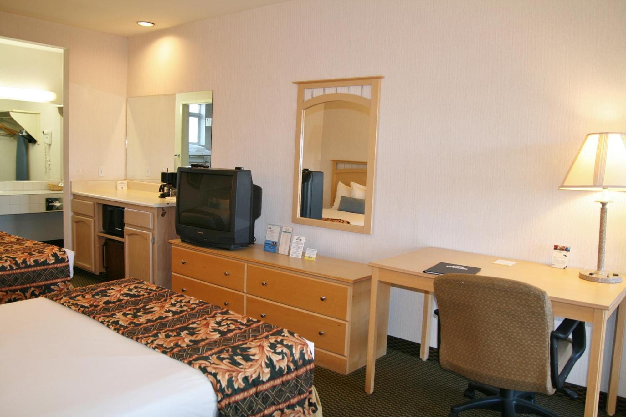 Days Inn By Wyndham Rocklin/Sacramento Esterno foto