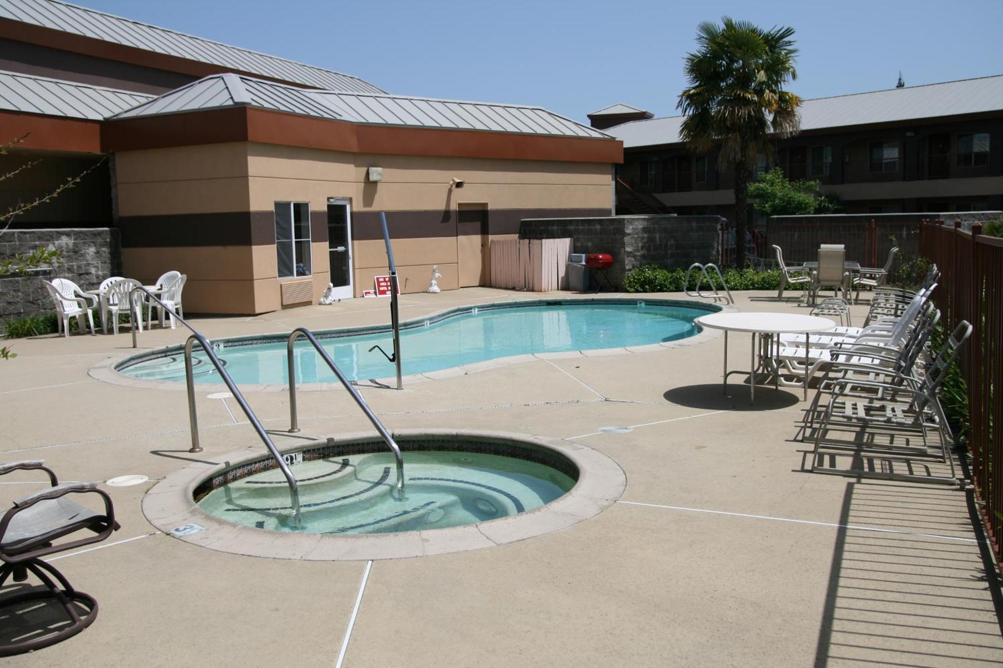 Days Inn By Wyndham Rocklin/Sacramento Esterno foto